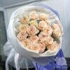 Букет из 19 кремовых роз